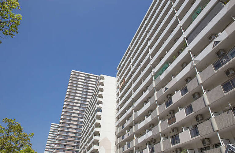 野洲市の分譲マンションを売るなら野洲市にあるＣＥＮＴＵＲＹ２１Ｃｏｒｅへお任せ下さい。